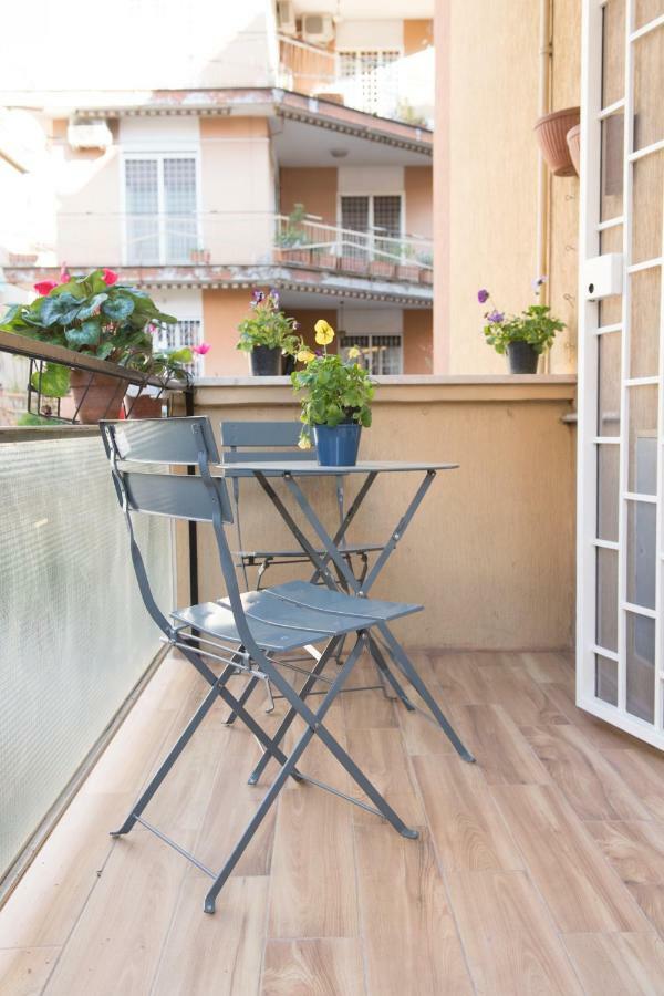 Delizioso Appartamento All'Aurelio Rom Exteriör bild